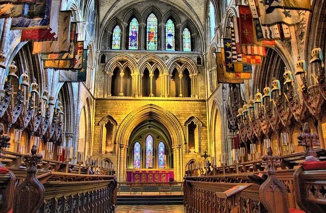 8区St Patrick Cathedral内部照片.webp.jpg